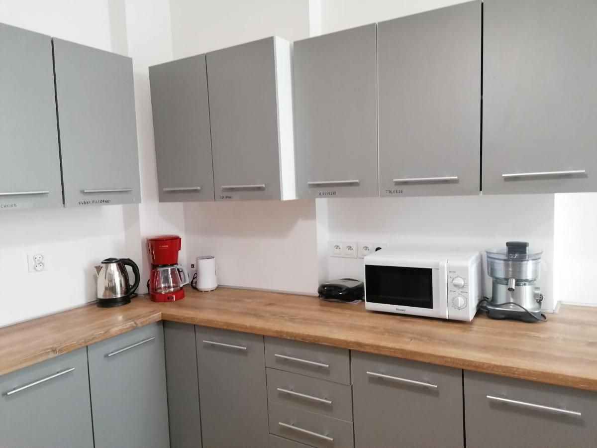Hostel Tulip - Pokoj 5 Ze Wspolna Lazienka I Kuchnia ชเตชชิน ภายนอก รูปภาพ