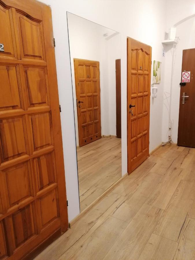 Hostel Tulip - Pokoj 5 Ze Wspolna Lazienka I Kuchnia ชเตชชิน ภายนอก รูปภาพ